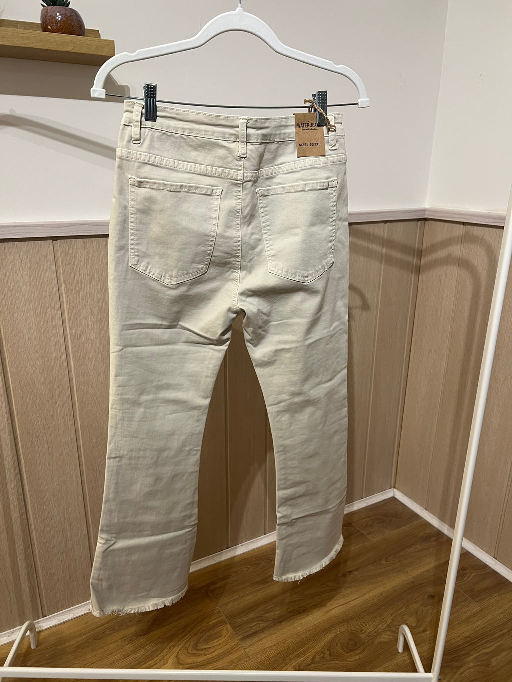 Pantalón Beige Campana