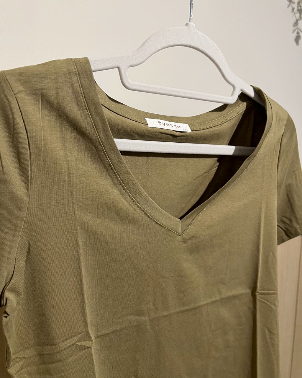 Camiseta Cuello Pico
