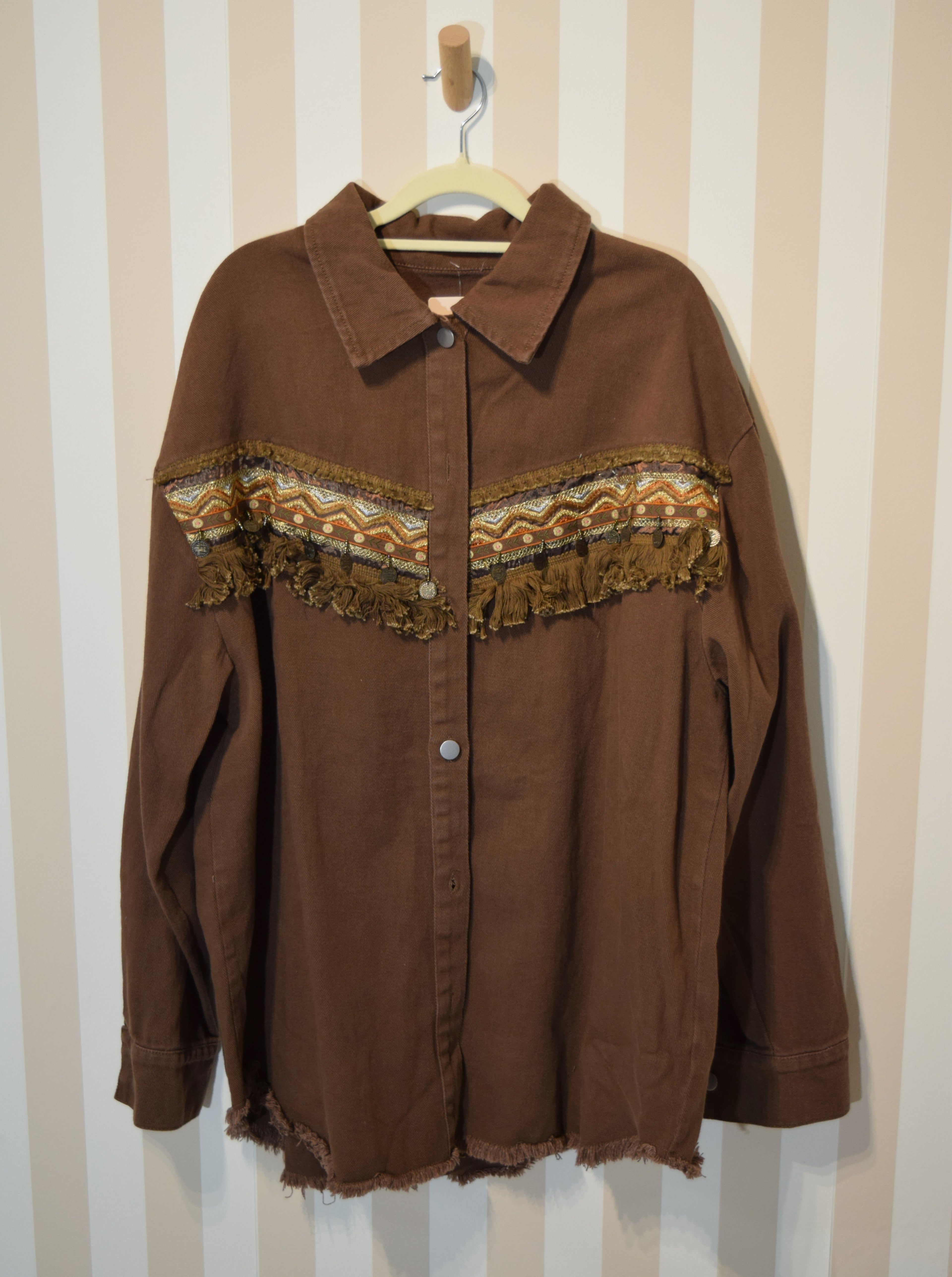 Chaqueta Tachuelas Talla Grande