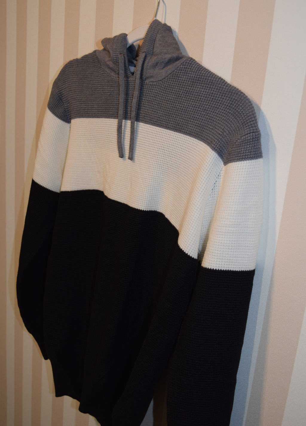 Jersey Tres Colores Con Capucha