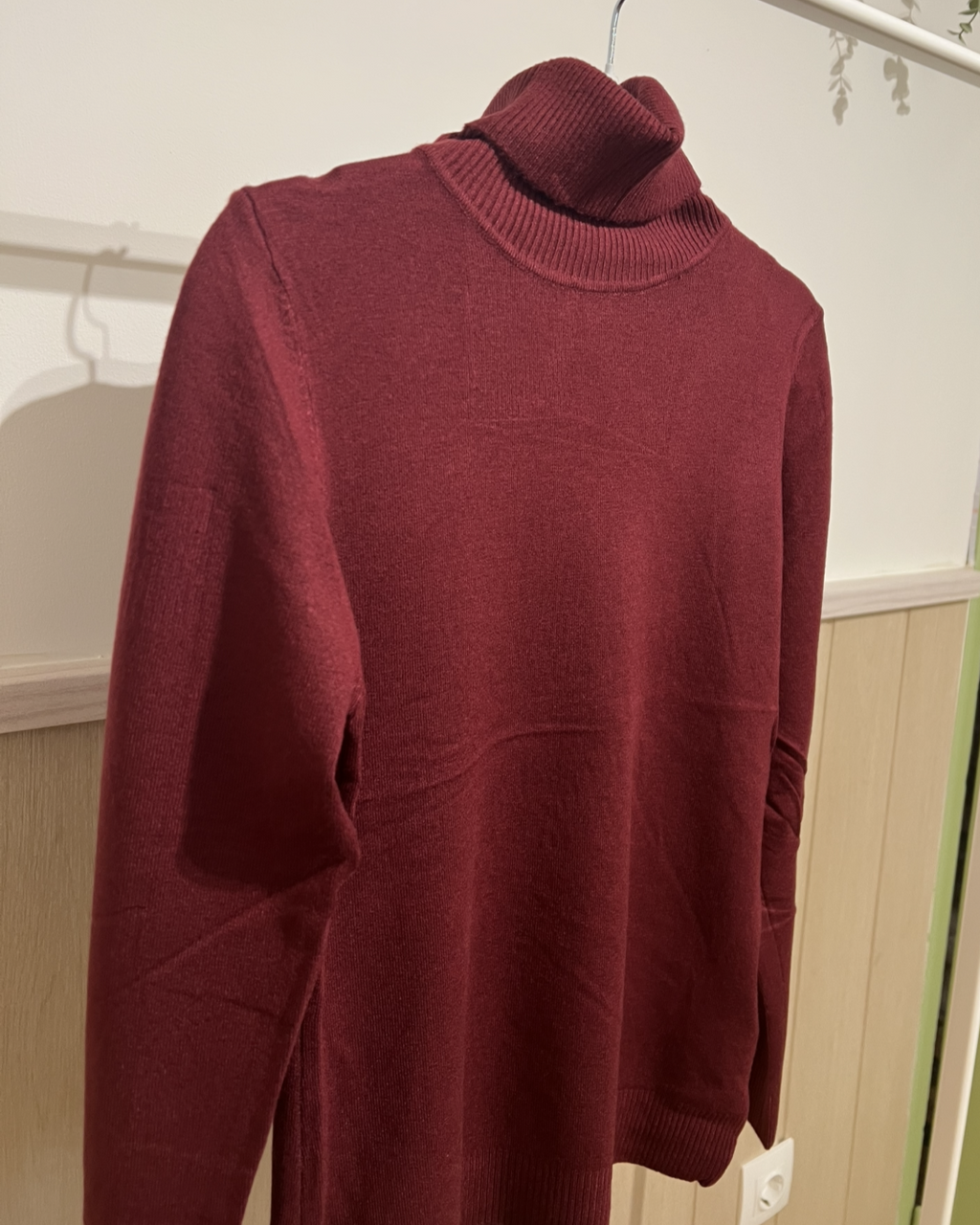 Jersey Fino Cuello Alto