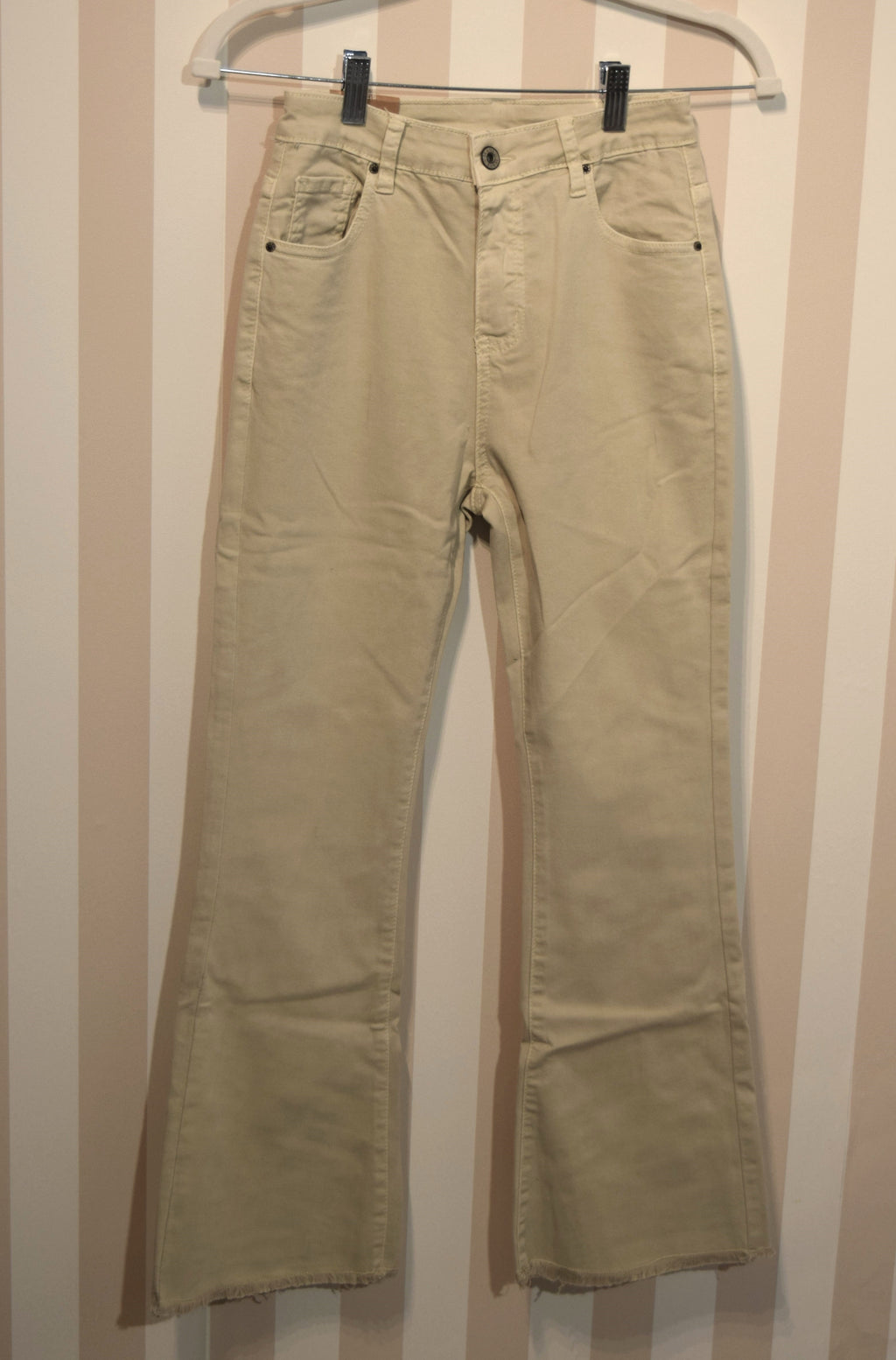 Pantalón Beige Campana