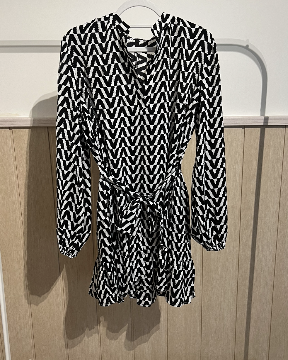 Vestido Otoñal Blanco & Negro
